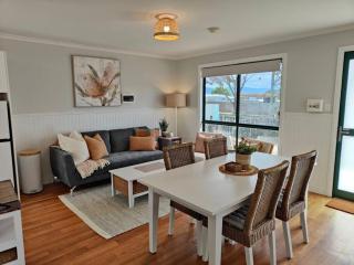 Unit 3 Little Banksia - A Perfect Base - Bicheno - 5