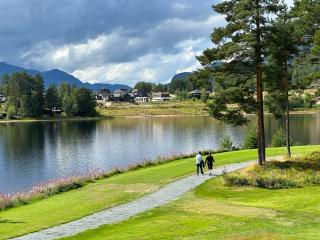 Lakefront Villa, exclusive leisure property near Vrådal Golf, Straand Summerland & Panorama Ski center - Vrådal - 3