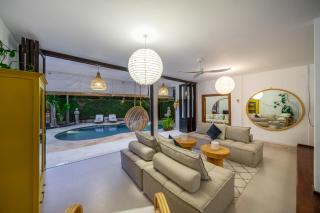 Luxury 3-BR Villa, SEMINYAK CENTRAL Private Pool, 950 metres to Beach, Perfect for Families & Groups - Seminyak - 5
