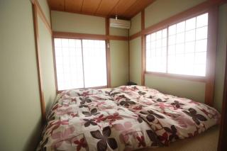 一棟貸しの宿 貸別荘 水戸ハウス Vacation Rental Mito House! Location is 1-2-55 Kanemachi Ibaraki Prefecture 玄関横のキーボックスの暗証番号はご予約後に宿からのメッセージ欄にてご確認下さい 場所は茨城県水戸市金町1-2-55です - Mito - 1