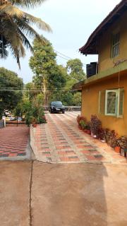 BYMANA ESTATE STAY...! - Cherambane - 3
