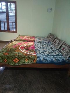 BYMANA ESTATE STAY...! - Cherambane - 1