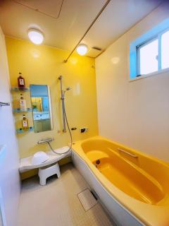 無料駐車場 3階建て一軒家 最大10人 3寝室 2トイレ ペットOK家族団体向き Usj 道頓堀 難波近い - 1