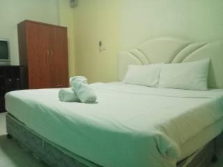Castaway's 420 - Hua Hin - 2