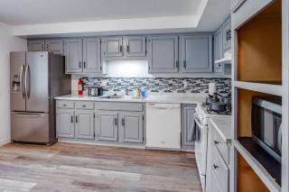 Fantastic Home Near DWTN/Airport - Rochester - 9