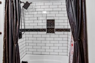 Fantastic Home Near DWTN/Airport - Rochester - 4