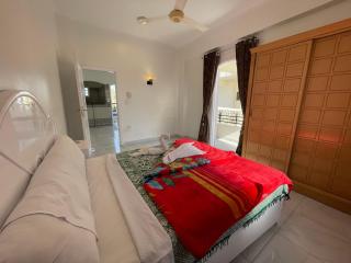 West Star - Luxor - 9