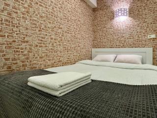 George's Studio Apartment on Liberty Square - 8