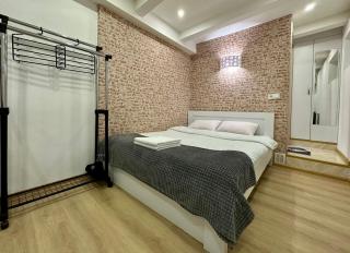 George's Studio Apartment on Liberty Square - 9