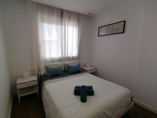 Apartamento P1 30min Sagrada Familia, 10 min playa - Badalona - 7
