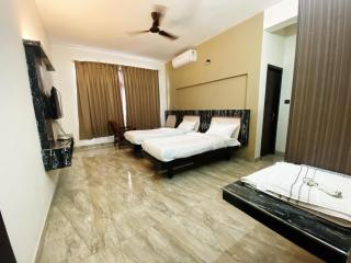 Hotel Prasanth - Ernakulam - 7
