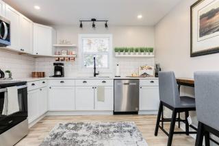 South Bend Serenity: Freshly Renovated 3BR 2mi ND - South Bend - 7