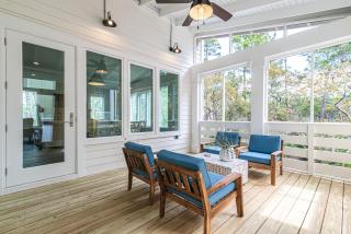 GRAND Lakeside View & Close to Beach Access - Santa Rosa Beach - 4