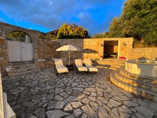 Villa Kaminia Rose private pool & Jacuzzi - 1