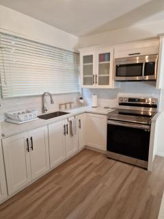 2 Bed, parking, gated, modern - Saint Augustine - 4