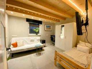 Homestay D36 cosy room and private bathroom - Uden - 3