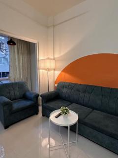 Autumn: 1Bhk with Bathtub at Koregaon Park - Pune - 1