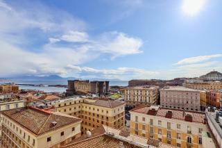 Neapolitan Skyscraper Suites - Naples - 9