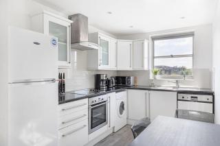 Superb penthouse with 2 bathrooms and roof terrace - London - 9