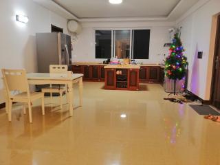 Vatrice Sea View Homestay - 4