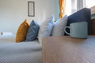 Yellow Sky Apartment * Spacious with free parking - Novi Sad - 8