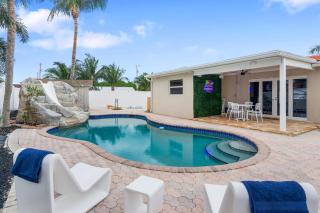 Tropical Villa Oasis - Salt Pool, BBQ, Game Room, Hot Tub, Luxury Amenities! - Deerfield Beach - 1