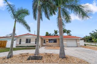 Tropical Villa Oasis - Salt Pool, BBQ, Game Room, Hot Tub, Luxury Amenities! - Deerfield Beach - 7