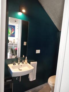 Habitación con baño uso exclusivo en una casa compartida en primer piso por escalera - Buenos Aires - 3