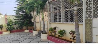 SAPPHIRE GUEST HOUSE On DAILY RENT FOR FAMILIES - Haiderabad - 2