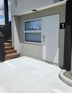 Redwood Apartments - 9