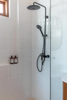 Villa Phan - Tranquil Stylish 2-Bedroom Villa in Pererenan - Munggu - 2
