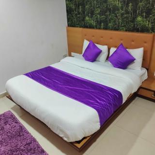 HOTEL GLOBLE - Vadodara - 1