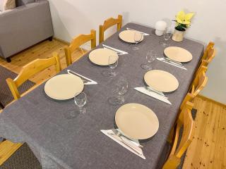 Lomakivakka - Roomy 2BD & loft by the lake, free wifi and sauna - 2