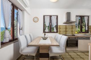 Family House Rose with Pool - Happy Rentals - Pinezići - 6