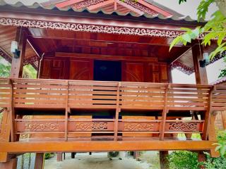 เรือนไทยกันยา - Ban Na Khom - 1