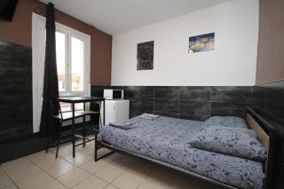 07 - Chambre proche Paris et Transports avec TV WIFI - Saint-Denis - 0