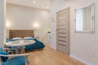 Luxury flat near Opera - Lviv - 8