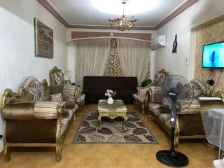 Almohandeseen Ahmed Orabi street near street Gameat Aldowal - Il Cairo - 1