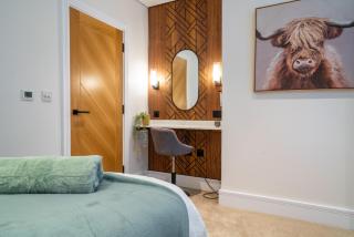 Hazelwick Apartment - Crawley - 5