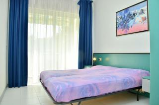 Colourful seaside flat with pool on the rooftop - Bibione - 6