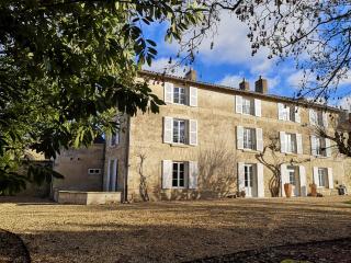 LE REPAIRE DU CLAIN gîte 4 étoiles pour 14 personnes avec piscine proche du Futuroscope - 8