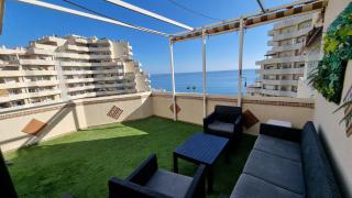 Benalbeach. Espectacular terraza, vistas al mar. - Benalmádena - 9