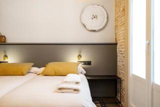 Hostal Porxos Garden - 5