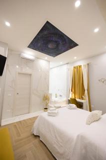 Enchanting Suites Salerno - Salerno - 0