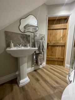 Roseberry Barn, Bullamoor, Northallerton, North Yorkshire - Brompton - 3