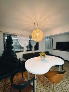 Spacious 6BR Family Villa in Tagaytay near Skyranch - Tagaytay - 8
