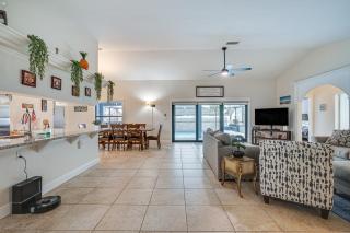 5 Mi to Downtown Cape Coral Retreat with Lanai! - Cape Coral - 7