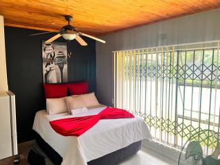 OGL Guesthouse - 7
