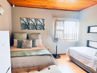 OGL Guesthouse - 2
