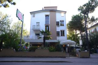 Hotel San Domenico Pinarella - Cervia - 0
